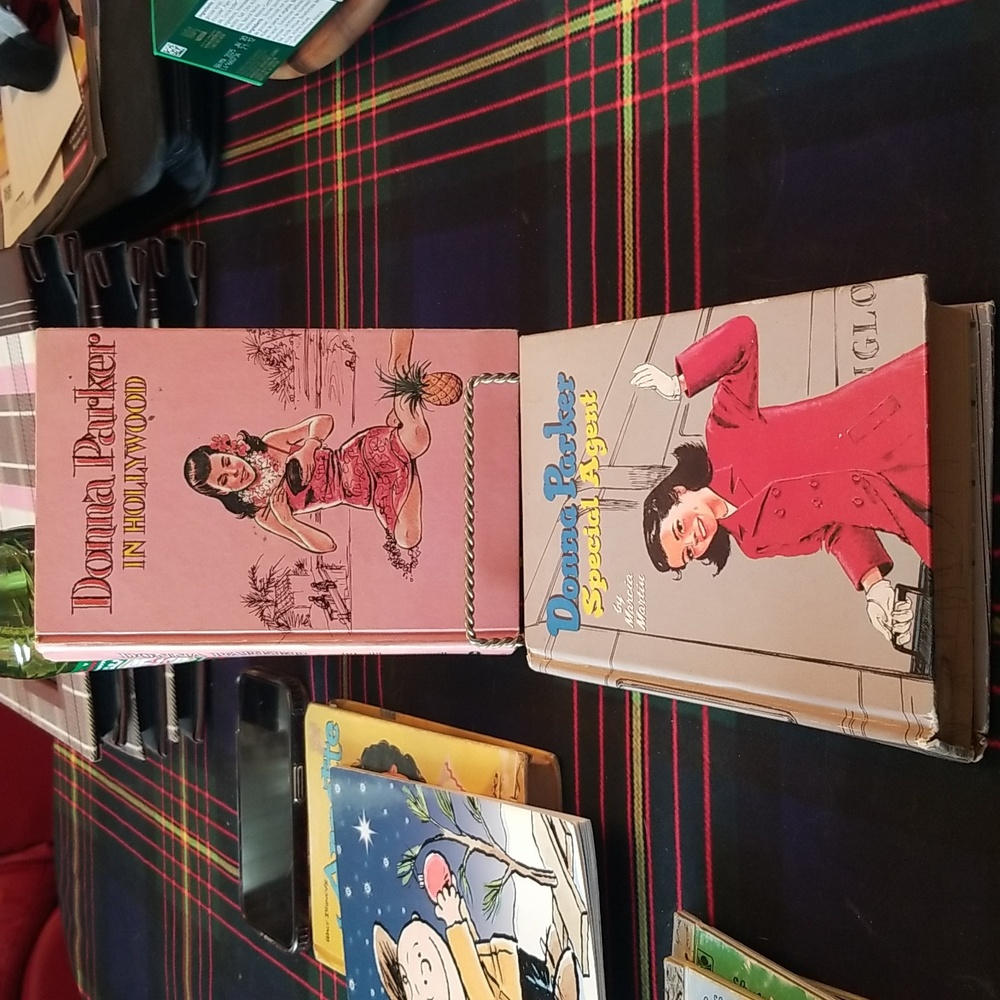Donna Parker Books Hardcover YA (2)